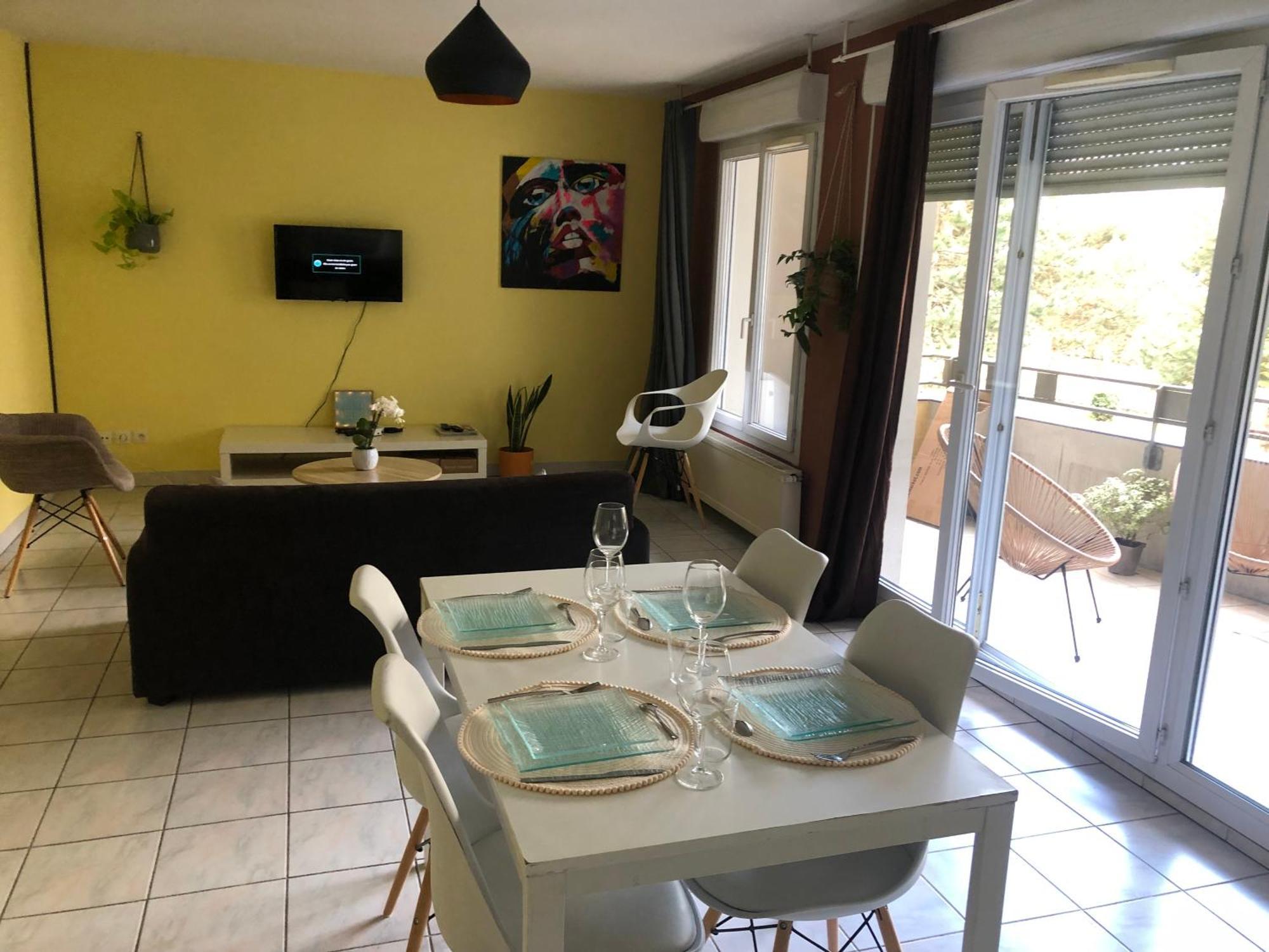 Soyeux De La Bruyere/ Grenoble*Parking Gratuit Apartment Luaran gambar